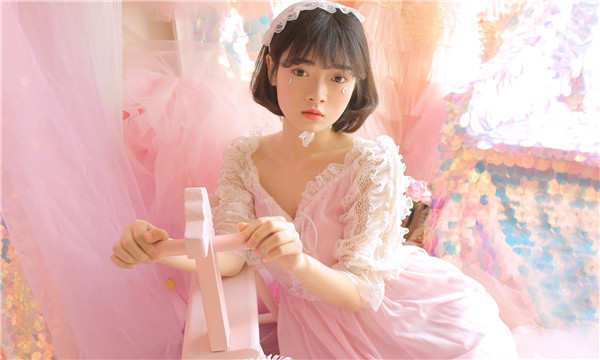 青湖路街道供卵试管代怀生子多少钱？这一直是很多不孕不育家庭关注的话题。在中国，不孕不育的发生率越来越高，根据《中国不孕不育现状调研报告》显示，育龄夫妇的不孕不育率从20年前的3%增长至现在的12.5%-18.2%，患者人数高达6000万以上。在这样的背景下，许多家庭通过供卵试管来实现自己的生育梦想。那么，供卵试管代怀生子的费用到底是多少呢？